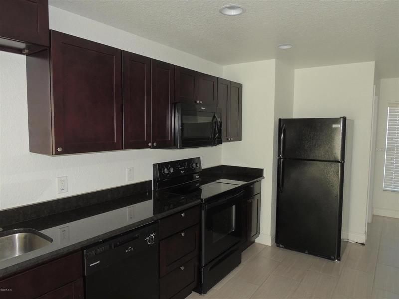 Recently Rented: $1,250 (2 beds, 2 baths, 1008 Square Feet)