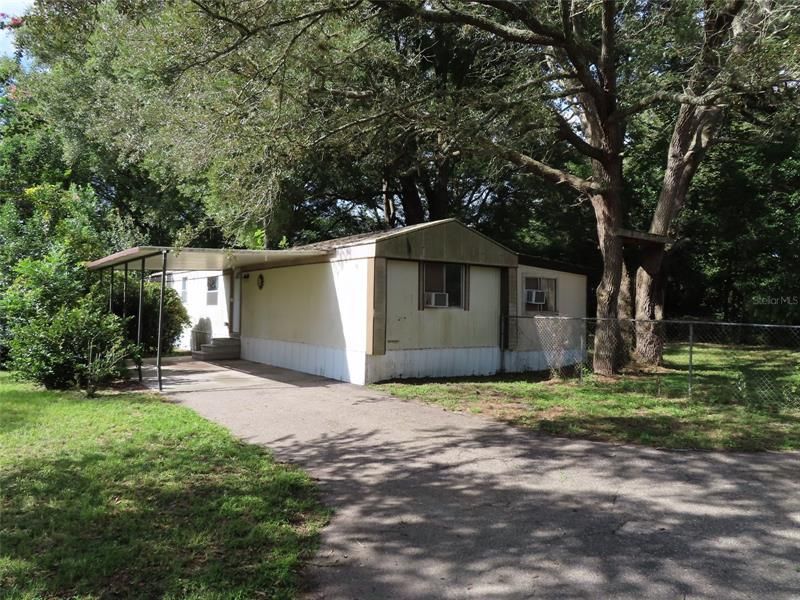 Recently Sold: $109,900 (3 beds, 2 baths, 924 Square Feet)