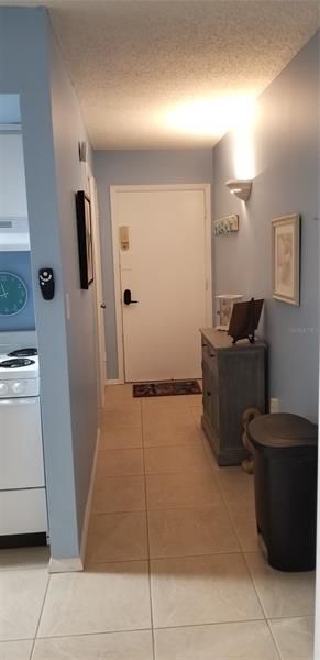 Recently Rented: $2,000 (1 beds, 1 baths, 463 Square Feet)
