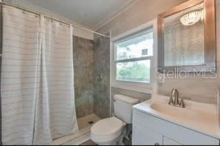 最近售出: $225,000 (3 贝兹, 2 浴室, 1747 平方英尺)