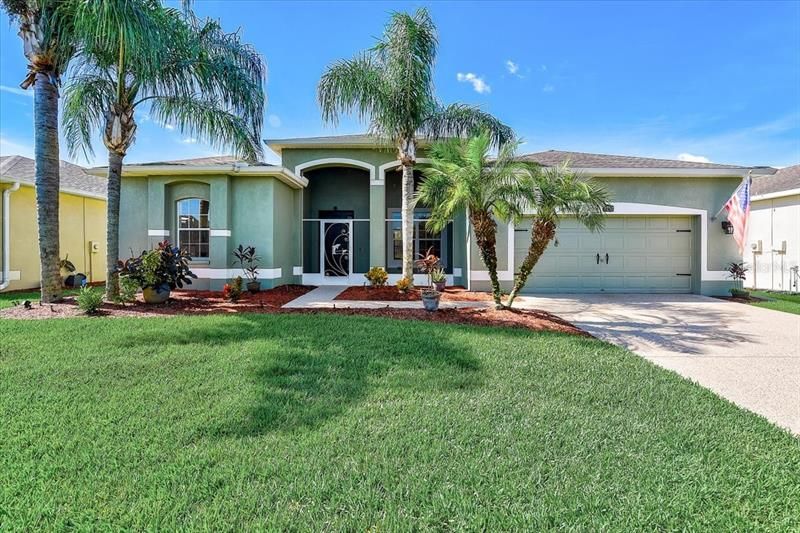 Recently Sold: $349,900 (3 beds, 2 baths, 1749 Square Feet)