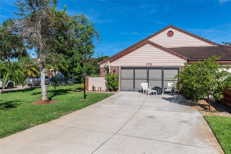 Recently Sold: $269,500 (2 beds, 2 baths, 1335 Square Feet)