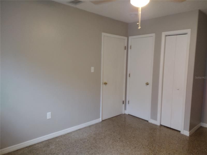 Recently Rented: $1,300 (2 beds, 2 baths, 1012 Square Feet)