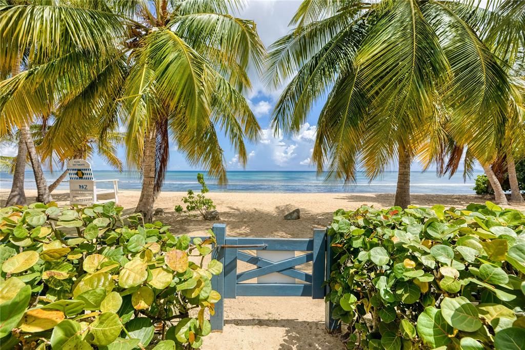 Recently Sold: $1,200,000 (2 beds, 2 baths, 1141 Square Feet)