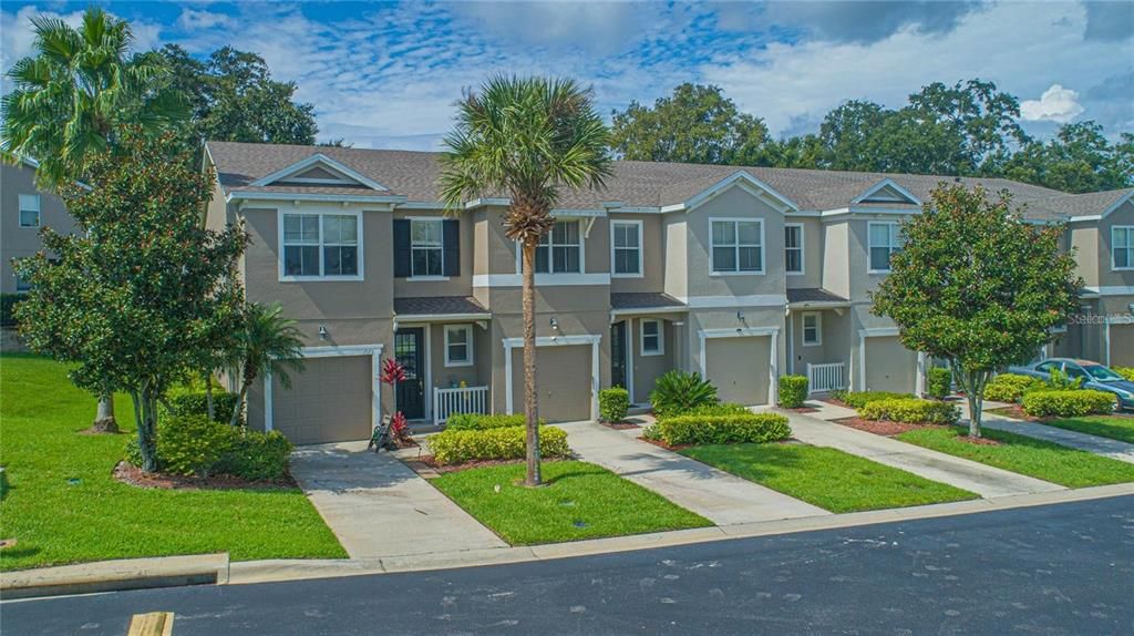 Recently Sold: $311,775 (3 beds, 2 baths, 1800 Square Feet)