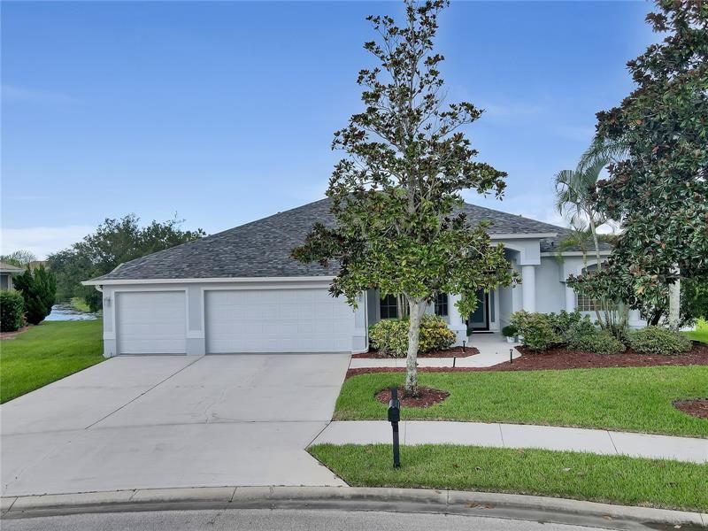 Recently Sold: $639,000 (4 beds, 3 baths, 2489 Square Feet)