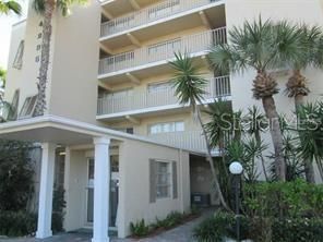 Recently Sold: $650,000 (1 beds, 1 baths, 720 Square Feet)
