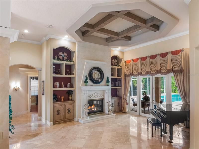 Recently Sold: $1,650,000 (5 beds, 5 baths, 5251 Square Feet)
