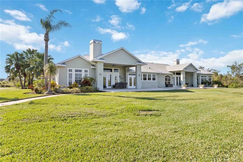 Recently Sold: $1,795,000 (4 beds, 4 baths, 4652 Square Feet)