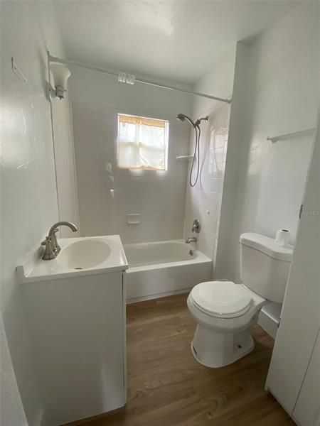Недавно арендовано: $1,850 (2 спален, 1 ванн, 1075 Квадратных фут)