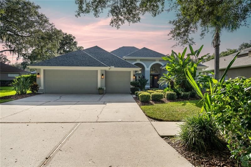 Recently Sold: $714,900 (5 beds, 3 baths, 2654 Square Feet)