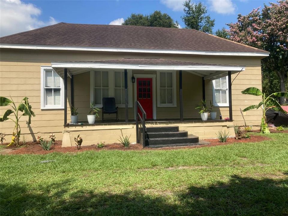 最近售出: $235,000 (3 贝兹, 2 浴室, 1754 平方英尺)