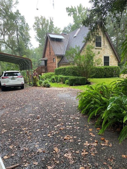 Recently Sold: $796,000 (4 beds, 3 baths, 1932 Square Feet)