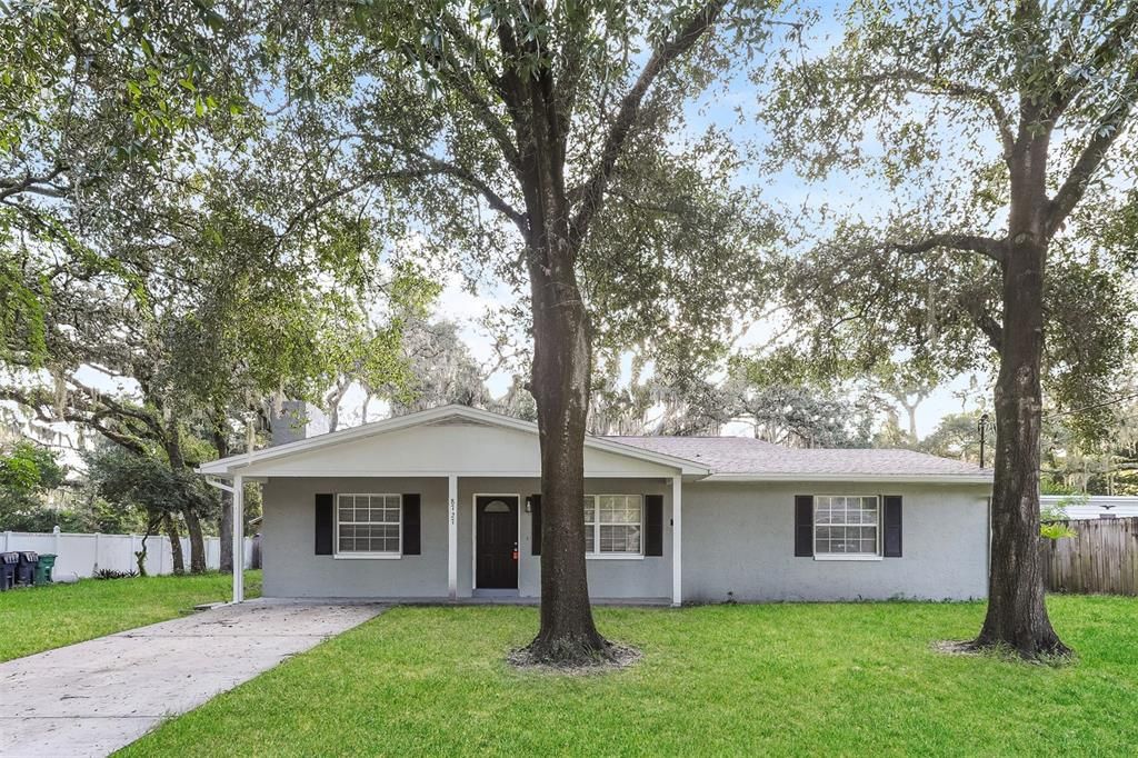 Recently Rented: $2,700 (4 beds, 2 baths, 2730 Square Feet)