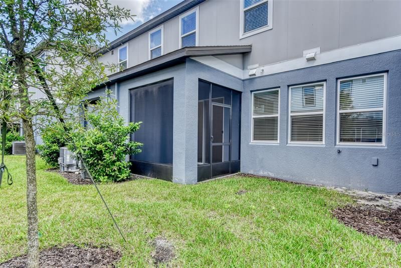 Recently Sold: $439,000 (3 beds, 2 baths, 1964 Square Feet)