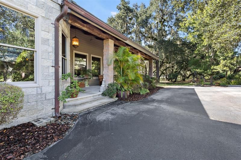 Recently Sold: $1,500,000 (4 beds, 3 baths, 3635 Square Feet)