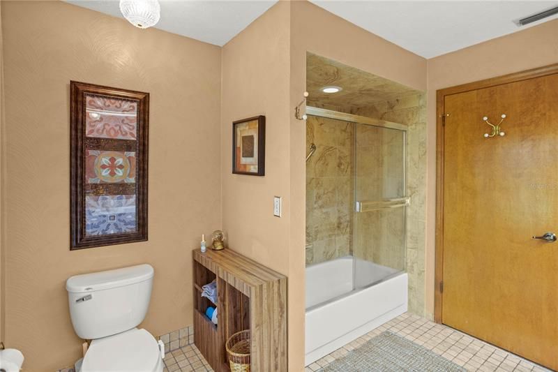 Недавно продано: $950,000 (4 спален, 4 ванн, 3000 Квадратных фут)