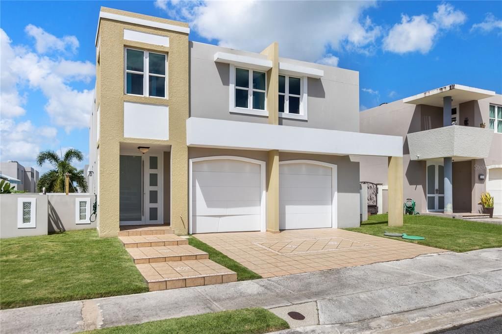 Recently Sold: $295,000 (4 beds, 2 baths, 2674 Square Feet)