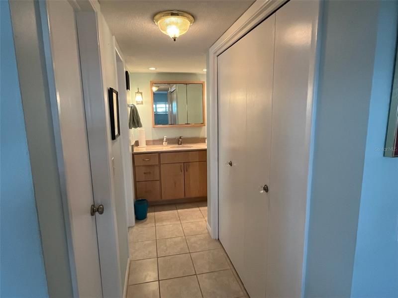 Recently Rented: $3,800 (2 beds, 2 baths, 1420 Square Feet)