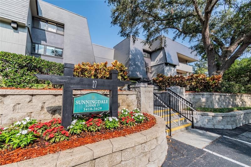 Recently Sold: $679,000 (2 beds, 2 baths, 1715 Square Feet)