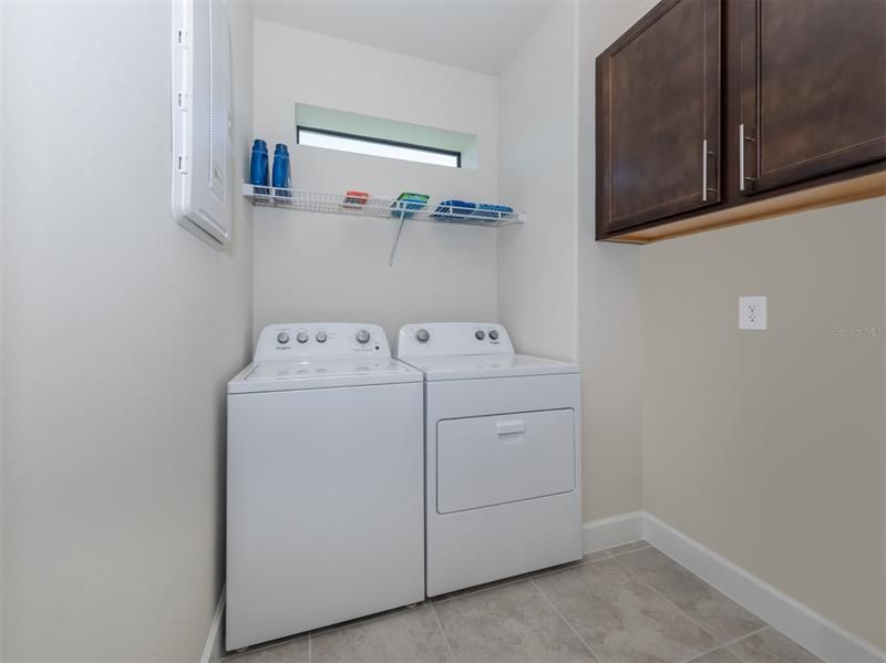 Recently Sold: $399,000 (2 beds, 2 baths, 1581 Square Feet)