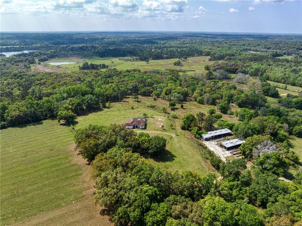На продажу: $7,500,000 (370.00 acres)