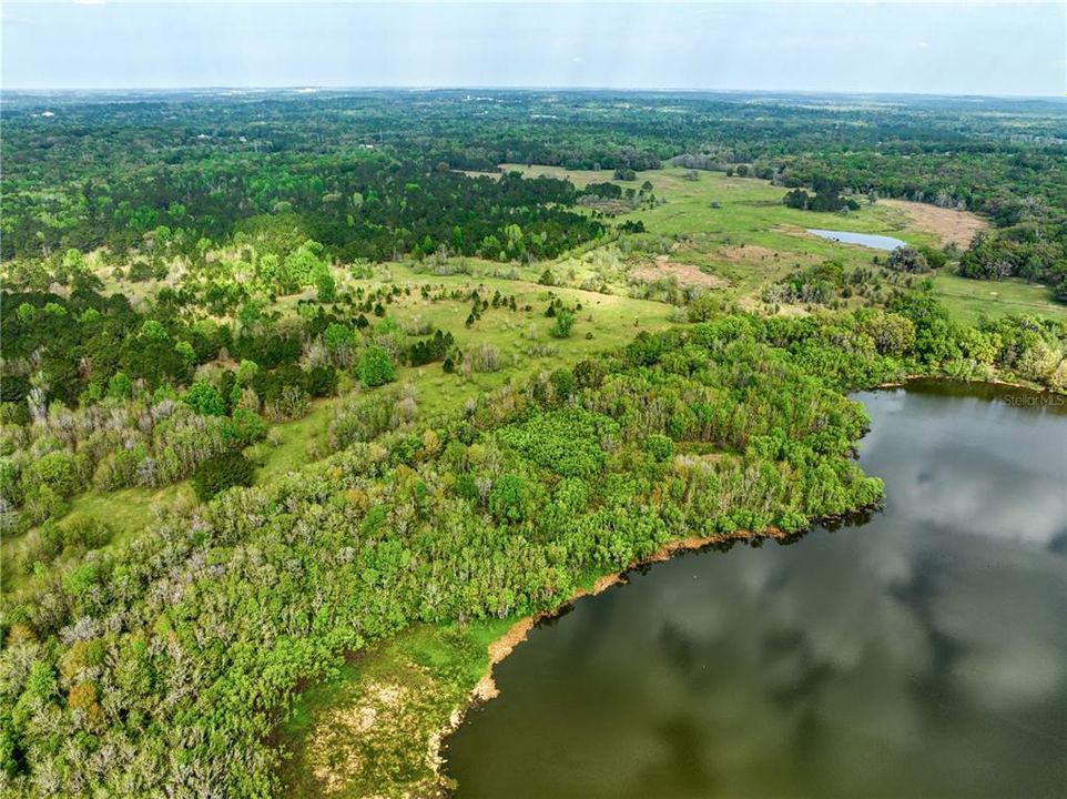 На продажу: $7,500,000 (370.00 acres)