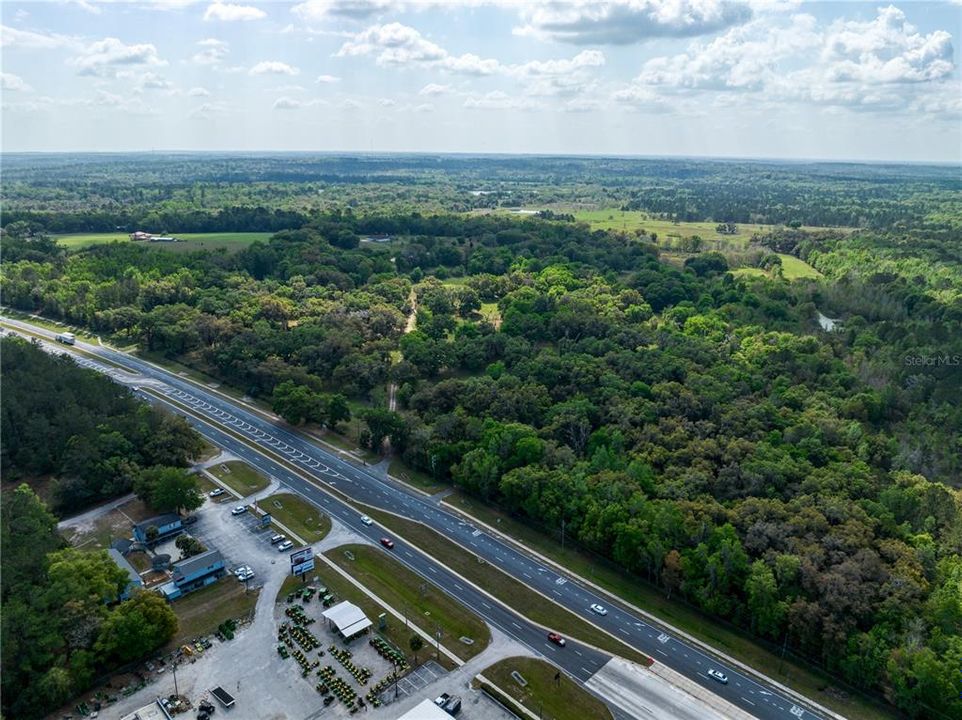На продажу: $7,500,000 (370.00 acres)
