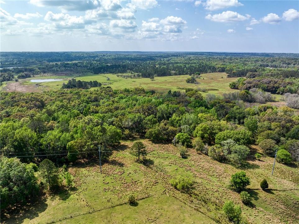 На продажу: $7,500,000 (370.00 acres)