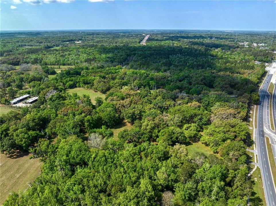 На продажу: $7,500,000 (370.00 acres)