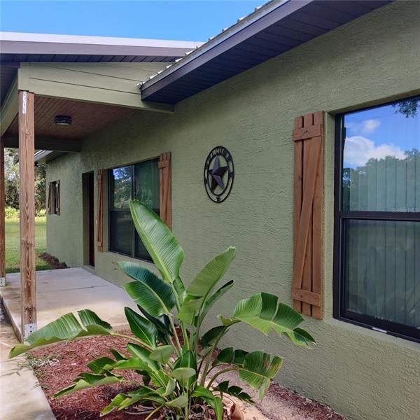 Recently Sold: $399,500 (2 beds, 2 baths, 1350 Square Feet)