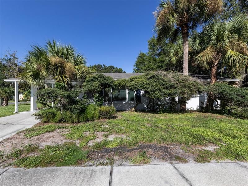 Recently Sold: $325,000 (3 beds, 2 baths, 1240 Square Feet)