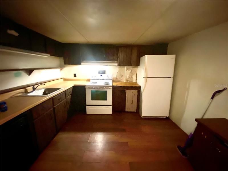 Vendido Recientemente: $69,000 (2 camas, 1 baños, 1072 Pies cuadrados)