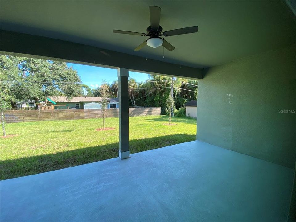 Recently Rented: $1,995 (3 beds, 2 baths, 1600 Square Feet)