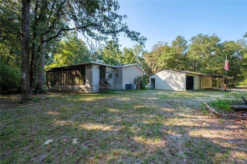 Recently Sold: $189,900 (3 beds, 2 baths, 1701 Square Feet)