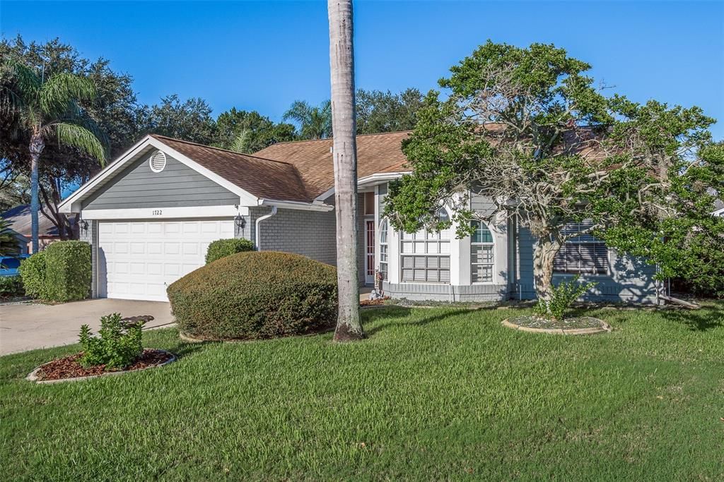 Recently Sold: $435,000 (3 beds, 2 baths, 1645 Square Feet)