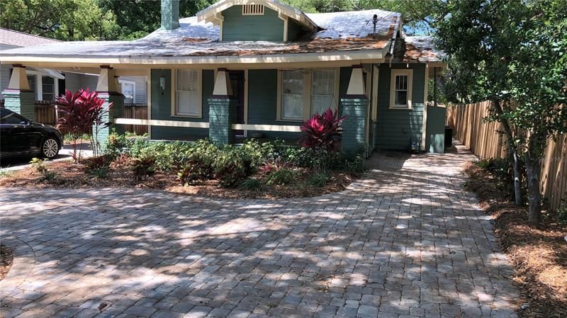 Recently Rented: $2,500 (3 beds, 1 baths, 1083 Square Feet)