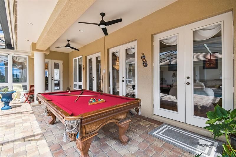 Recently Sold: $1,450,000 (5 beds, 5 baths, 4798 Square Feet)