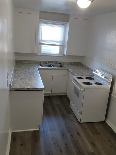 Recently Rented: $1,250 (2 beds, 1 baths, 1155 Square Feet)