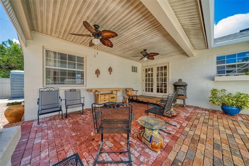 Covered porch off family room