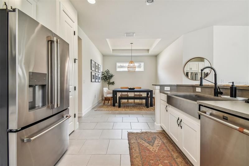 Recently Sold: $520,000 (3 beds, 2 baths, 1931 Square Feet)