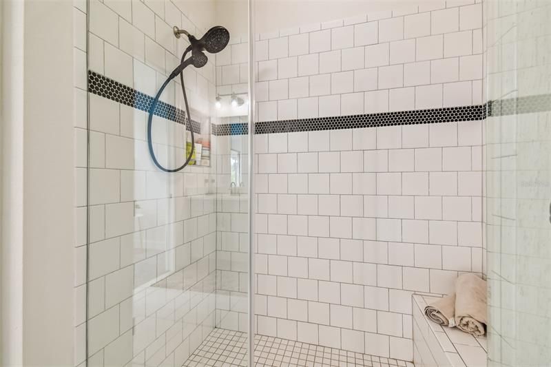 最近售出: $520,000 (3 贝兹, 2 浴室, 1931 平方英尺)