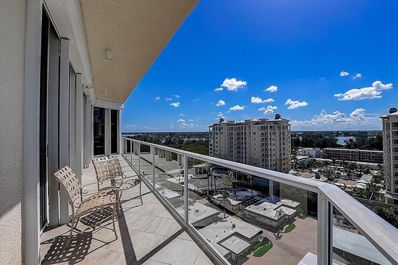 Recently Sold: $3,500,000 (3 beds, 3 baths, 2070 Square Feet)