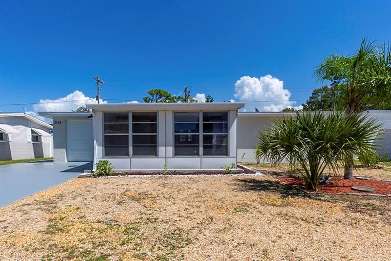 Recently Sold: $235,000 (2 beds, 1 baths, 956 Square Feet)