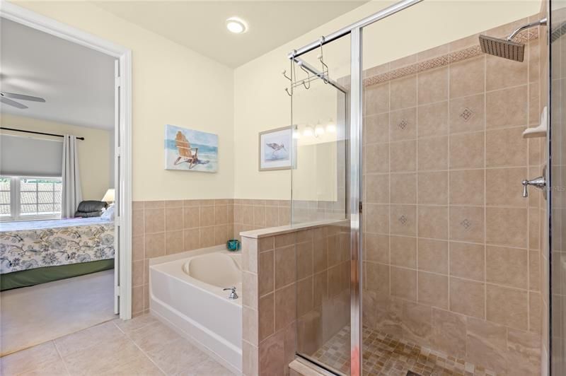 Недавно продано: $475,000 (2 спален, 2 ванн, 1730 Квадратных фут)
