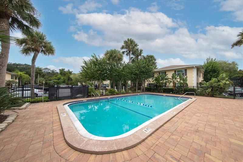 Recently Sold: $257,000 (2 beds, 2 baths, 936 Square Feet)