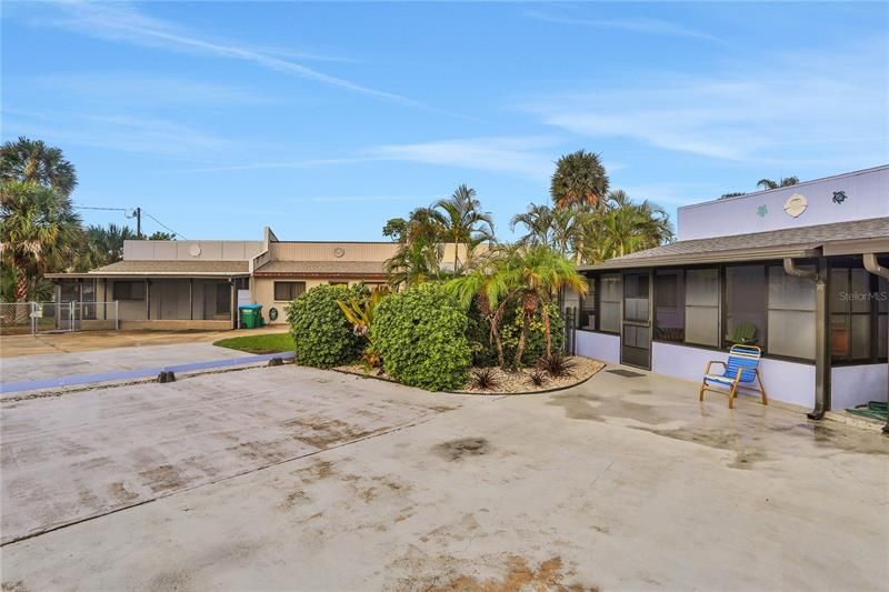 Recently Sold: $315,000 (2 beds, 0 baths, 750 Square Feet)