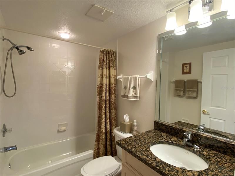 最近售出: $595,500 (3 贝兹, 3 浴室, 2020 平方英尺)