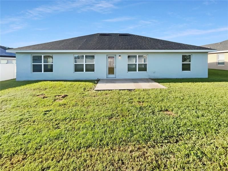 Recently Sold: $364,000 (4 beds, 3 baths, 2123 Square Feet)