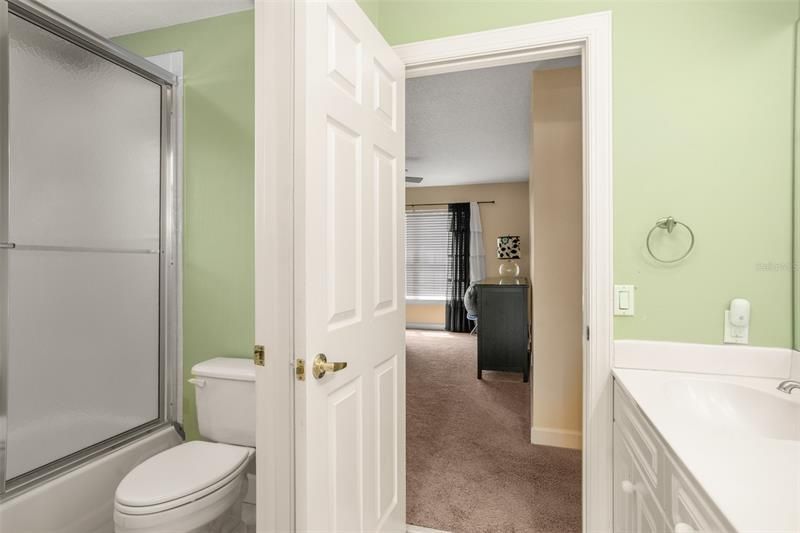 Недавно арендовано: $6,500 (5 спален, 4 ванн, 5378 Квадратных фут)